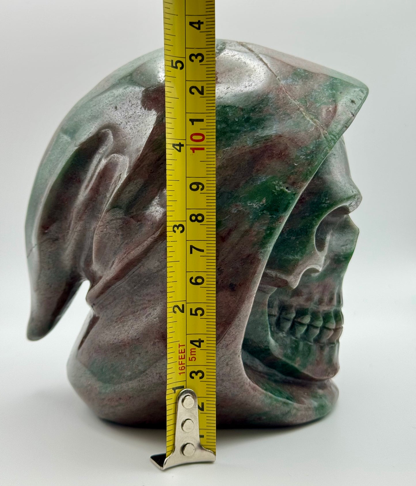 Garnet Hooded Skull Carving