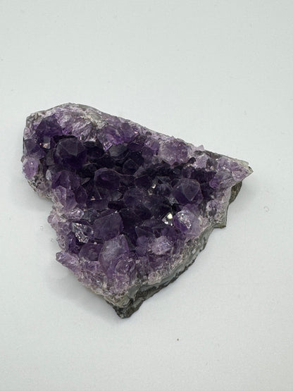 Brazilian Amethyst Bed | 7–8cm