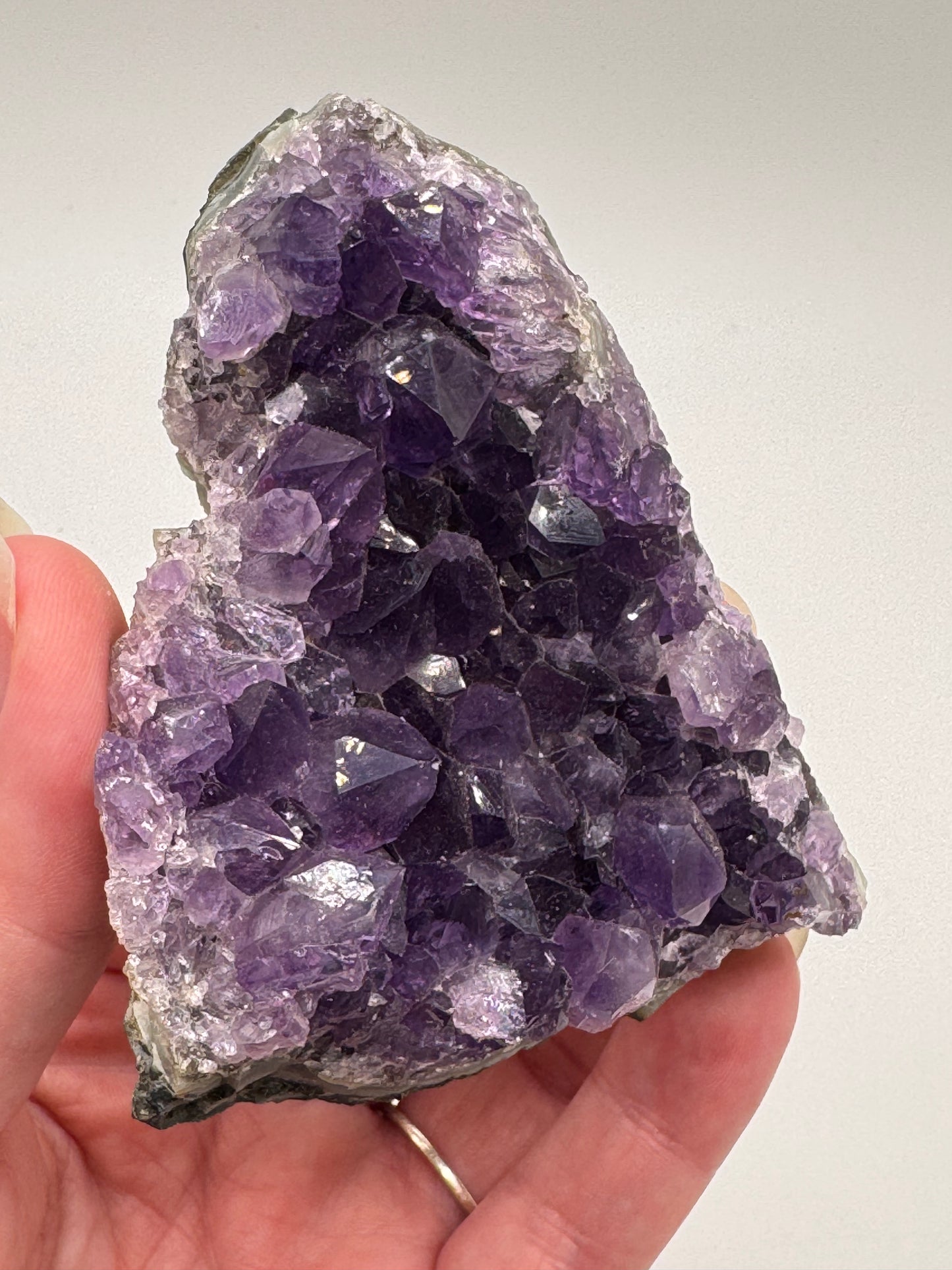 Brazilian Amethyst Bed | 7–8cm