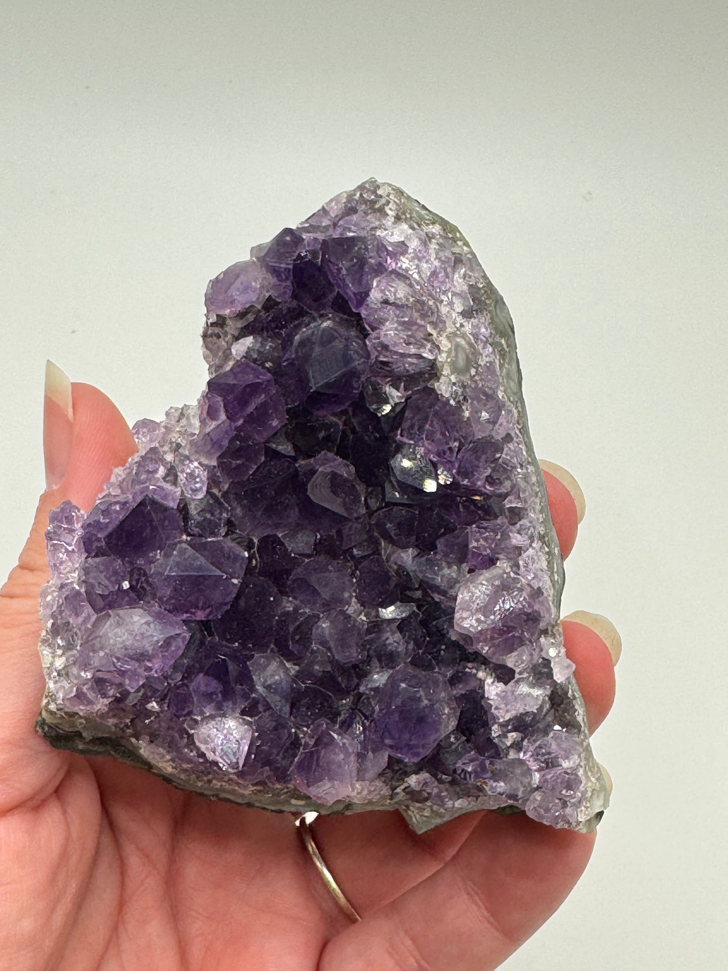 Brazilian Amethyst Bed | 7–8cm