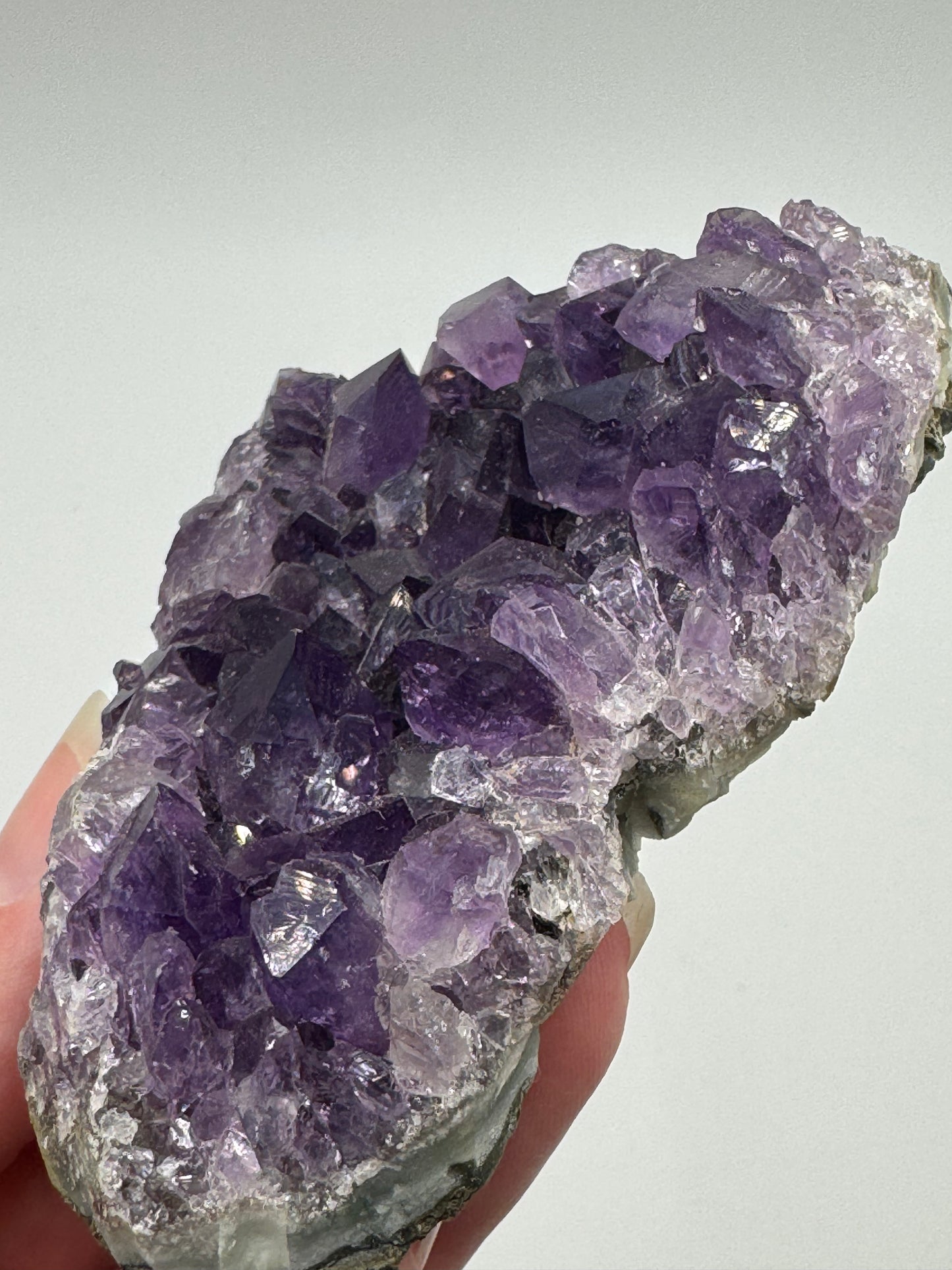 Brazilian Amethyst Bed | 7–8cm
