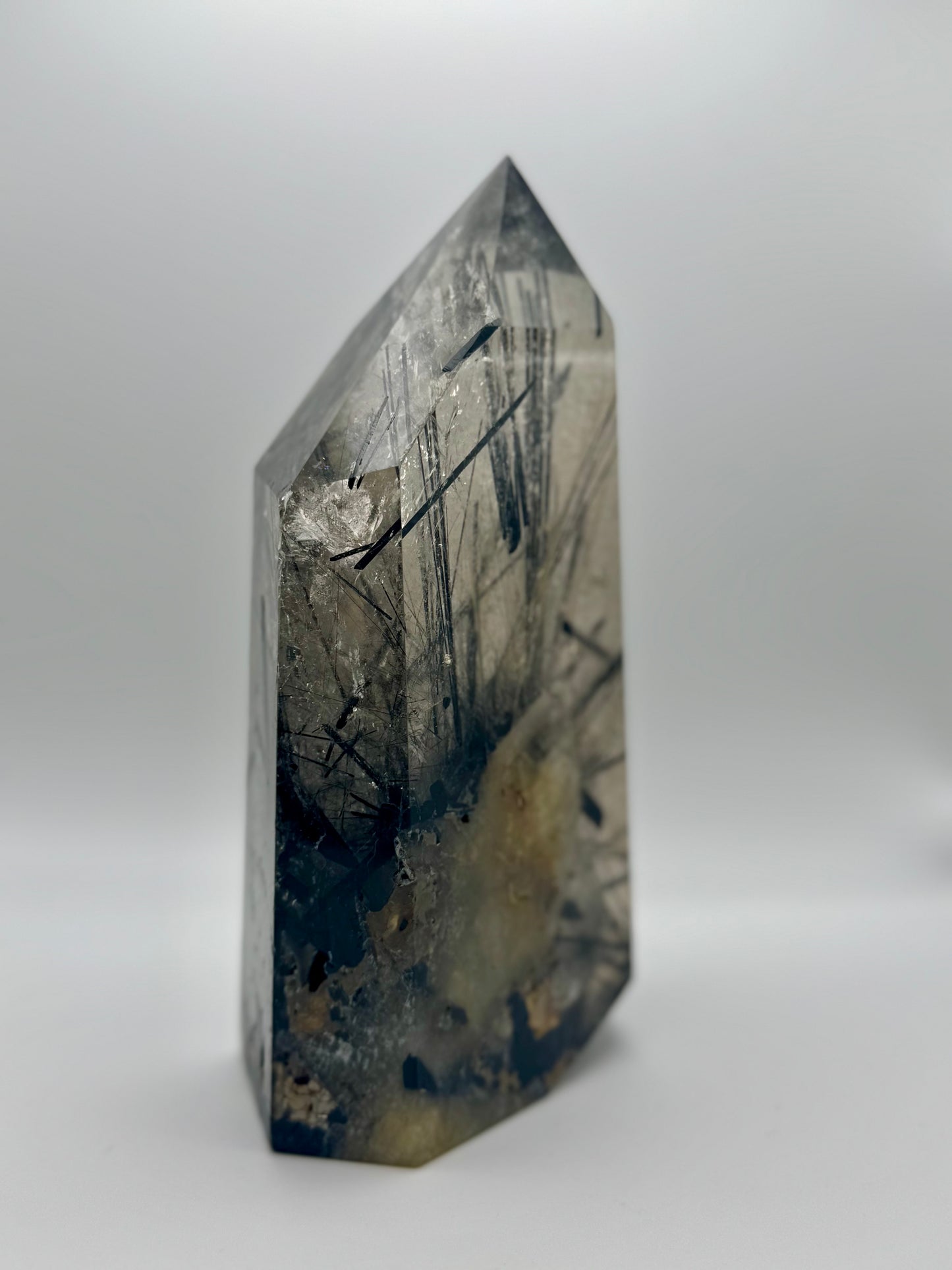 Tourmalinated Quartz Tower