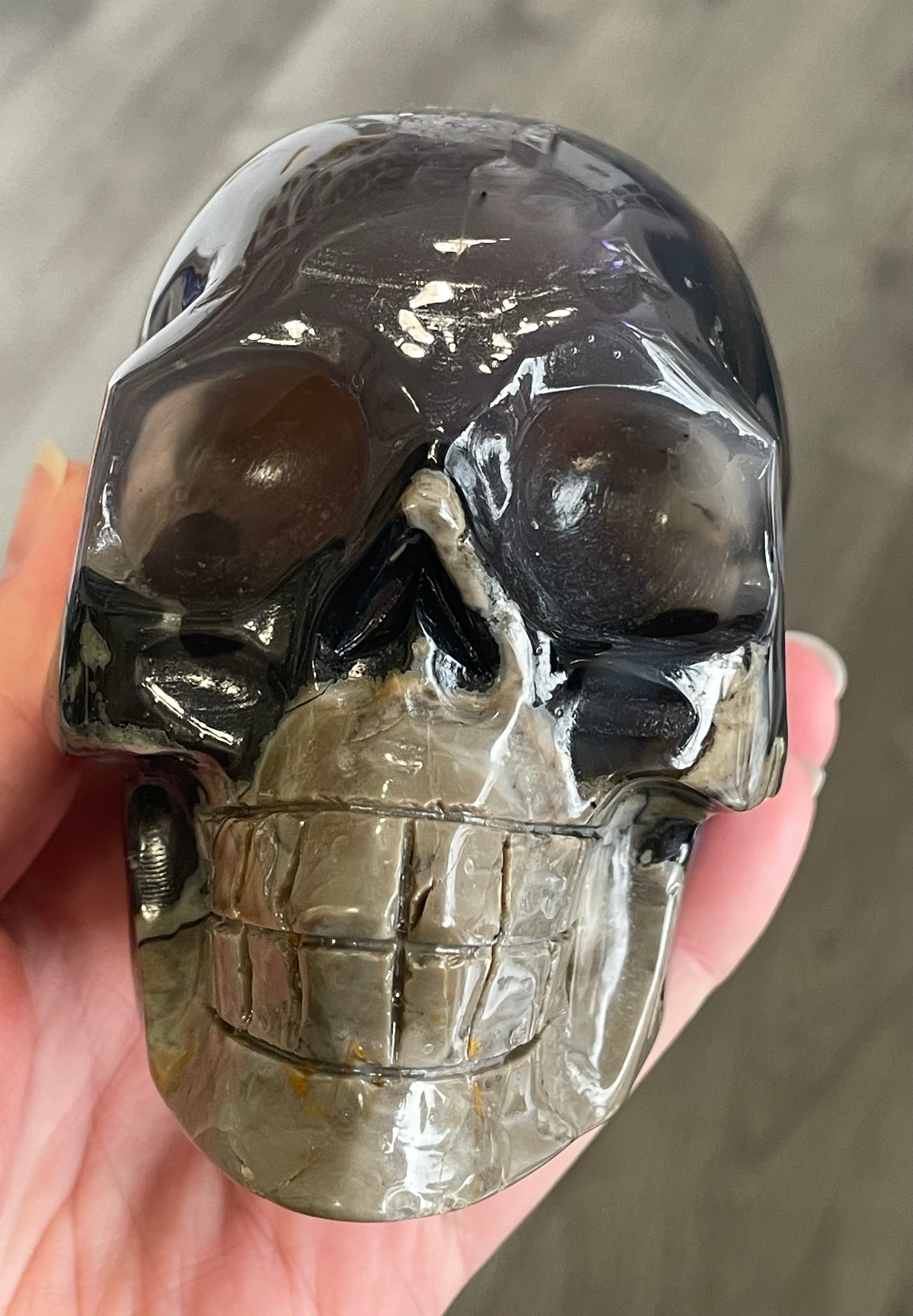 UV Reactive Volcanic Agate Skull image 0